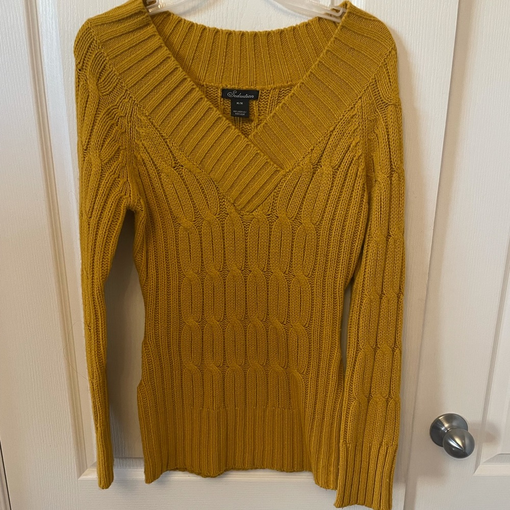 Yellow sweater